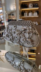 İthal Oval Model Çiçek Desen Kadın Abiye Çanta - 5