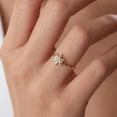 8 Ayar Altın Taşlı Kar Tanesi Yüzük - 1