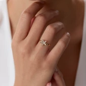 8 Ayar Altın Deniz Yıldızı Taşlı Kadın Yüzük - 2