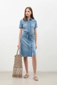 Kadın Kemer Detaylı Düğmeli Kısa Jean Elbise - 5