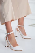 Lillian Topuklu Beyaz Cilt Ayakkabı thumbnail 3