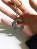 Periboia C Harfi Plastik Krom Kaplama Anahtarlık- Harf Çanta Süsü - 1