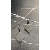 Füme Renk Simli Sedefli Siyah Aksesuar Karo Dörtgen Şekil 3 Cm Epoksi Küpe Hediyelik thumbnail 6