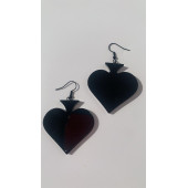 Parlak Siyah Renkli Siyah Aksesuarlı Maça Model 5 Cm Epoksi Küpe El Yapımı Hediyelik thumbnail 6