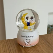 Romantik Buluşma Ay Üstünde Pilli Orta Boy Kar Küresi - 1
