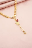 Kadın Özel Tasarım Baget Zirkonlu Kırmızı Taşlı Prenses Zincirli Kolye thumbnail 2