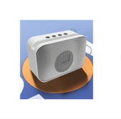 LED Işıklı Taşınabilir Bluetooth Hoparlör Yüksek Baslı Dinamik Hoparlör Aynı Zamanda Telefon Tutucu Özelliği Olan Hoparlör - 2