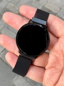 Modern ve Minimalist: LED Dokunmatik Kristal Kadranlı Siyah Metal Kordonlu Dijital Saat - 1
