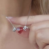 Vaoov 925 Ayar Gümüş Kırmızı Swarovski Taşlı Bombeli Harf Kolye thumbnail 5