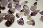 Ametist Taşı Ham Amorf Parçalar (2-4GRAM) thumbnail 4