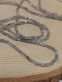 Bileklik Boy Labradorit Taşı Küp Şekilli Dizi 2mm (51142) Yarım Dizi (17CM UZUNLUĞUNDADIR) thumbnail 3