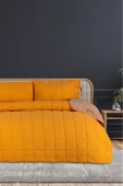 Çift Kişilik Yatak Örtüsü Sarı- Çift Taraf Kullanımlı Mikro Kumaş Kare Nakış Yatak Seti - 1