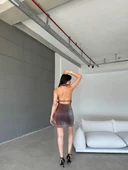 DEGAJE YAKA SIRT DEKOLTELİ MİNİ ABİYE ELBİSE - BORDO RENK thumbnail 2