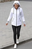 Günlük Su Geçirmez Kışlık Şişme Kadın Eldivenli Beyaz Mont thumbnail 6