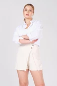 Kadın 2 Düğme Detay Şort Etek Taş thumbnail 1