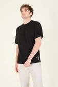 Erkek Sıfır Yaka Oversize Nakışlı T-Shirt Siyah - 1