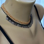 El Yapımı Otantik Pullu Kolye (Turuncu ve Siyah Renklerde) - 2