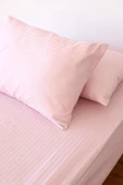 Çizgili Saten 160x200+30Lastikli Yatak Çarşafı ve 2 Adet Yastık Kılıfı 50x70 Çift Kişilik Set Pembe - 1