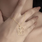 925 Ayar Gümüş Stilize Edilmiş Harf Kolye thumbnail 1