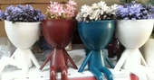 İNSAN FİGÜRLÜ SAKSIDA YAPAY ÇİÇEK - h : 10 cm - çap 6 cm ( 1 ADET FİYATIDIR ) - 3