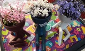 İNSAN FİGÜRLÜ SAKSIDA YAPAY ÇİÇEK - h : 10 cm - çap 6 cm ( 1 ADET FİYATIDIR ) - 2