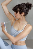 Nivea Kadın Sprey Deodorant Fresh Natural 150ml, Ter Kokusuna Karşı 48 Saat Koruma, Okyanus Özleri, X3Adet thumbnail 3