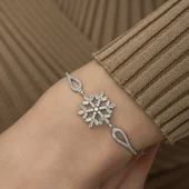 925 Ayar ​Gümüş Baget Taşlı Kar Tanesi Bileklik thumbnail 3
