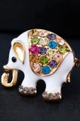 Renkli Taşlarla Süslenmiş Zarif Fil Broş thumbnail 3