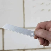 Stanley 0-11-301 18mm Sustalı Maket Bıçağı Yedeği (10'lu Paket) thumbnail 5