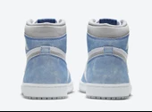 Nike Air Jordan 1 High OG 'Hyper Royal' - 4