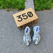 Adidas Yeezy Boost 350 thumbnail 1