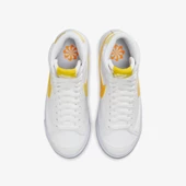 Nike Blazer Mid FJ4670-100 Kadın Spor Ayakkabısı - 3