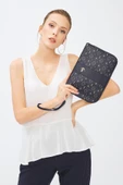 Kadın Basic Clutch Çanta Monogram Desenli Şeritli Logolu Lacivert 214002 - 1