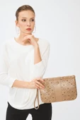 Kadın Basic Clutch Çanta Monogram Desenli Şeritli Logolu Altın 214002 - 3
