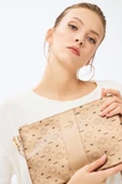 Kadın Basic Clutch Çanta Monogram Desenli Şeritli Logolu Altın 214002 - 1