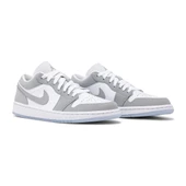 Air Jordan 1 Low White Wolf Grey thumbnail 3