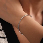 İtalyan Esnek Altın Bileklik Beyaz thumbnail 3