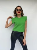 Kadın Yeşil Kolsuz Vatkalı Triko Kazak - 2