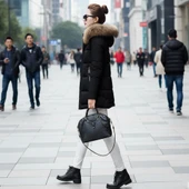 Kadın Tasarım Yakası Suni Kürklü Siyah Şişme Mont thumbnail 2