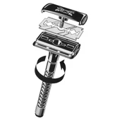 Wilkinson Sword Tıraş Makinesi, 5 Adet Wilkinson Jilet, 10 Adet Derby Usta Jilet, 1 Adet More For You Tıraş Sabunu, Tıraş Seti - 4