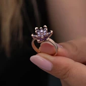 Mor Taşlı Lotus Çiçeği 925 Gümüş Kadın Yüzük thumbnail 1