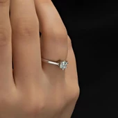 6 Tırnaklı Swarovski Taşlı Gümüş  Yüzük thumbnail 7