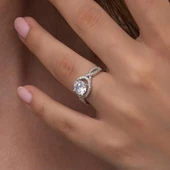 Beyaz Zirkon Taşlı Gümüş Tektaş Yüzük thumbnail 4