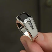 Siyah Zirkon Taşlı 925 Gümüş Erkek Yüzük thumbnail 4