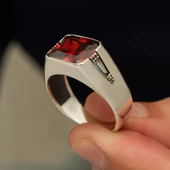 Kırmızı Taşlı 925 Gümüş Erkek Yüzük thumbnail 6