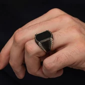 Oniks Siyah Taşlı İsimli 925 Gümüş Erkek Yüzük thumbnail 9