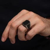 Oniks Siyah Taşlı İsimli 925 Gümüş Erkek Yüzük thumbnail 8