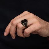 Oniks Siyah Taşlı İsimli 925 Gümüş Erkek Yüzük thumbnail 5