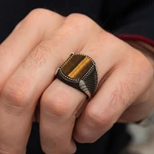 Kaplan Gözü Taşlı 925 Gümüş Erkek Yüzük thumbnail 3