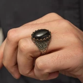 Siyah Oniks Taşlı Oyma Motifli 925 Gümüş Yüzük thumbnail 3